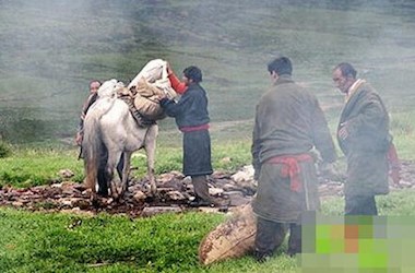 世界各地独特骇人的墓葬习俗文化